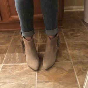 Like new INC ankle boots